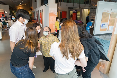 The Cheers Band members conducted sharing and interview with the guests and media