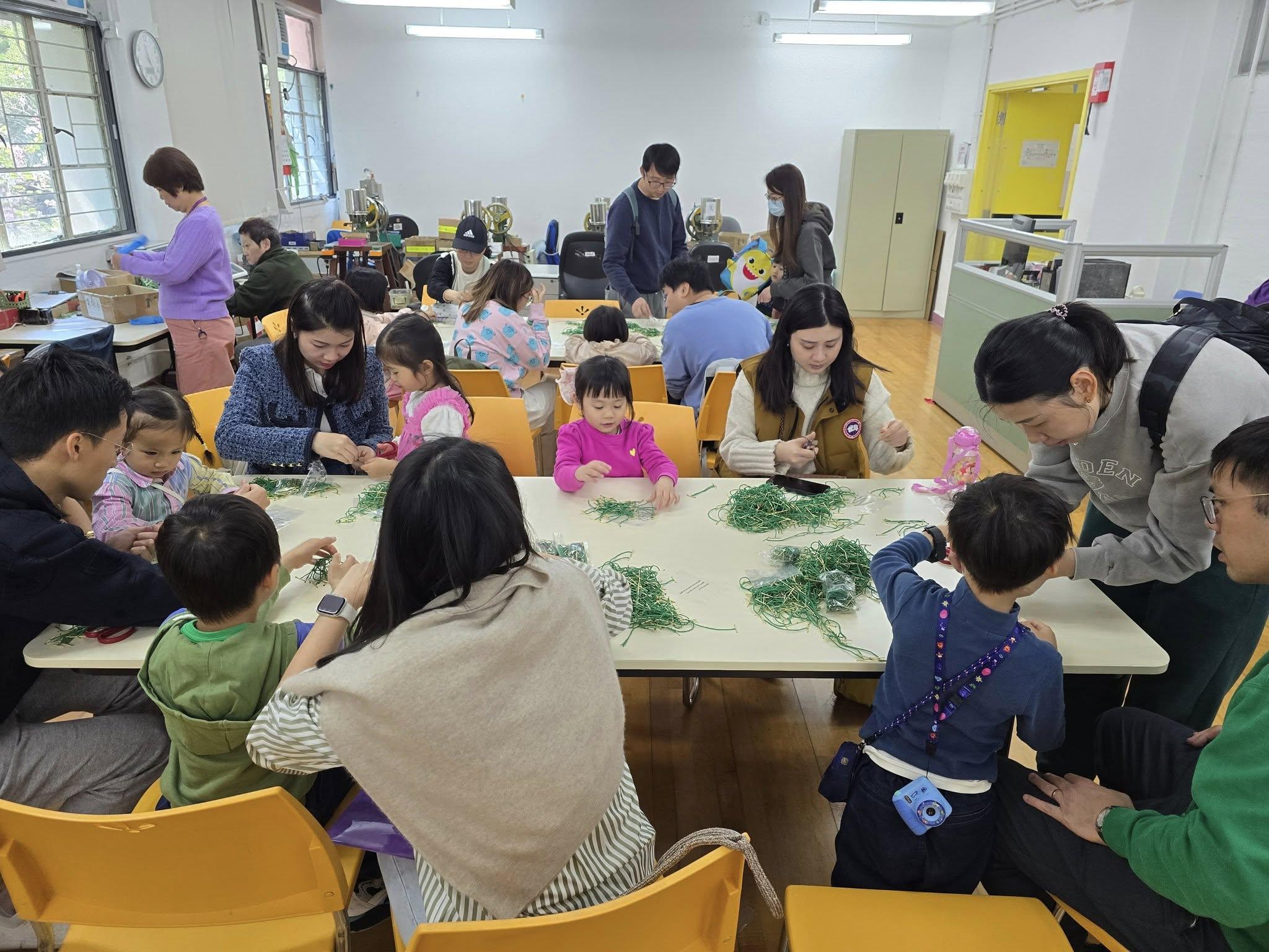 Factory for the Blind New Product: Path Homemade Almond Cookies